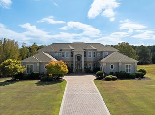 525 Waters Way, Fayetteville, GA 30215