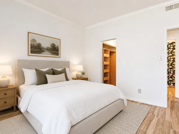 3105 San Jacinto St #110, Dallas, TX 75204