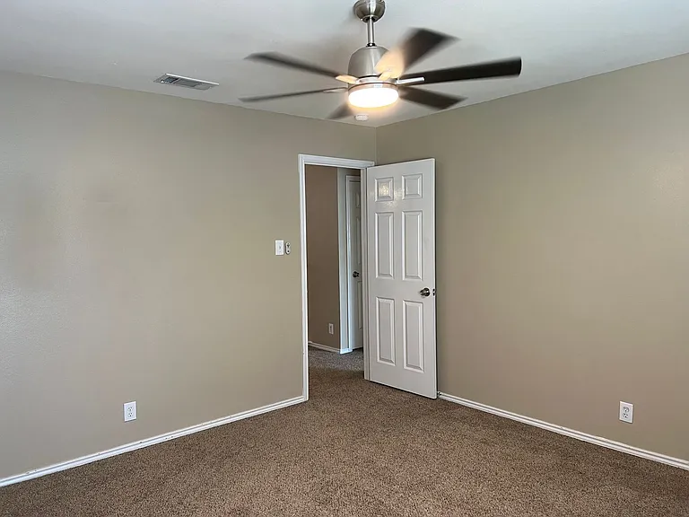 3648 Diamond Fls — Photo 28