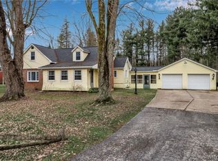 9027 Akron Rd, Akron, NY 14001