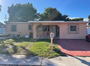 482 SE 6th St, Hialeah, FL 33010
