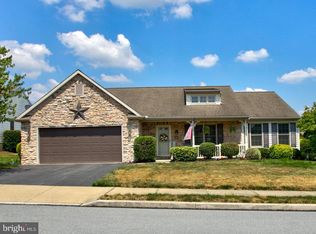 806 Heather Rdg, Manheim, PA 17545
