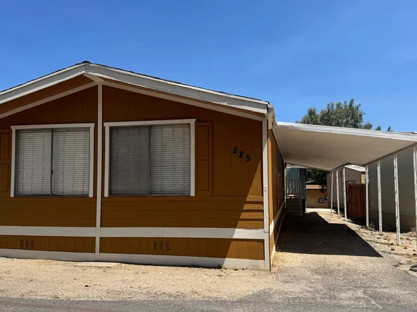 225 Oregon Trl, Palm Springs, CA 92262