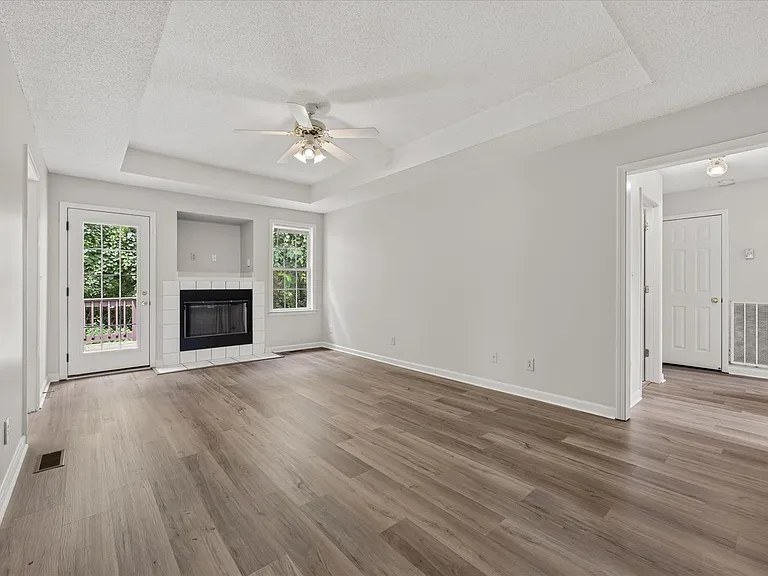 3171 Buckhorn Ct — Photo 12