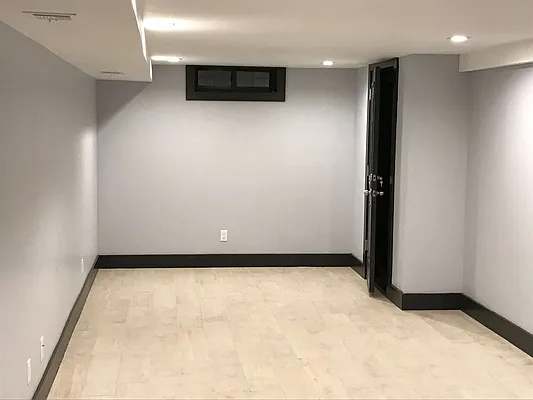 Rented by Nooklyn NYC LLC | media 9