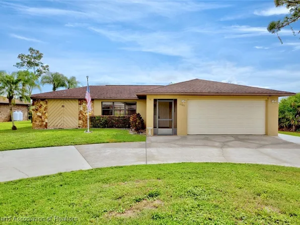 4726 Lafayette Ave, Sebring, FL 33875