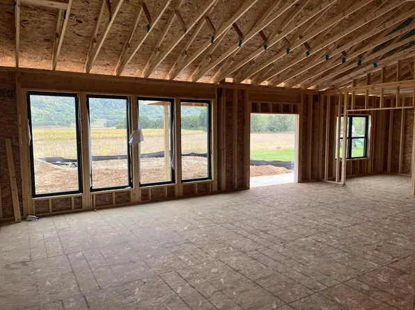 3207 Cortland STREET, Holmen, WI 54636