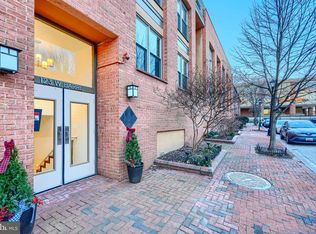 123 W Barre St APT 403, Baltimore, MD 21201