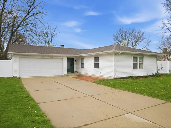 1198 Arrowwood Ct, Aurora, IL 60504