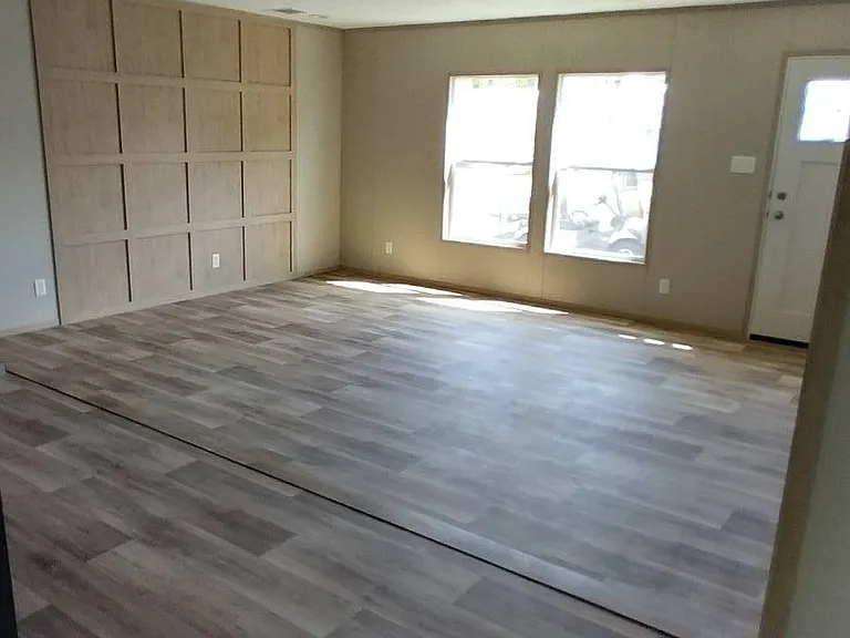 213 Greenhaven Rd W #213 — Photo 11
