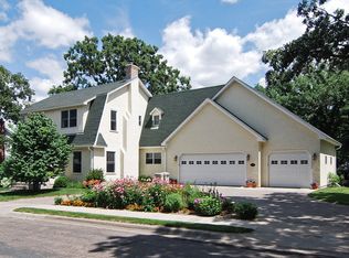 4239 Lynn Ave, Edina, MN 55416