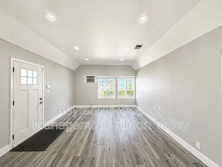 399 Don Basillo Way — Photo 3