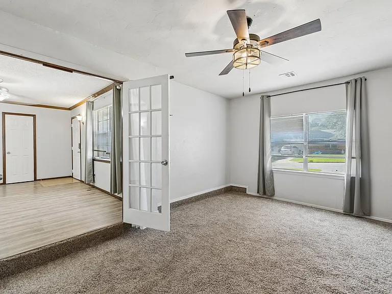 3401 E Noble Dr — Photo 15