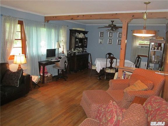 3rd image of 203 2nd St