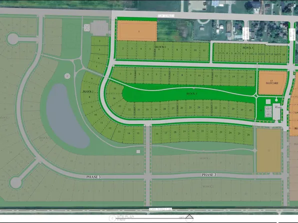 894 Maple St, Kindred, ND 58051