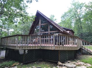 218 Delaware Dr, Jim Thorpe, PA 18229