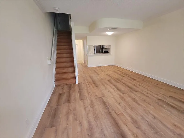 78 Simonton Cir — Photo 12