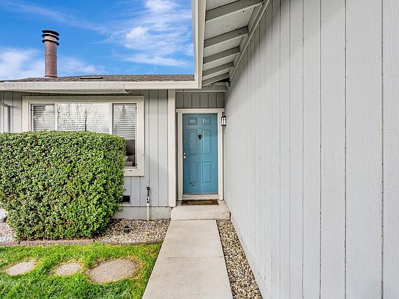 3rd image of 1228 Crest Court