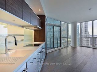 45 Charles St E #3512-C08, Toronto, ON M4Y 0B8