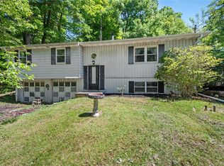 132 Smith Rd, Butler, PA 16002