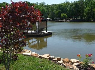 511 Paradise Cir, Belmont, NC 28012