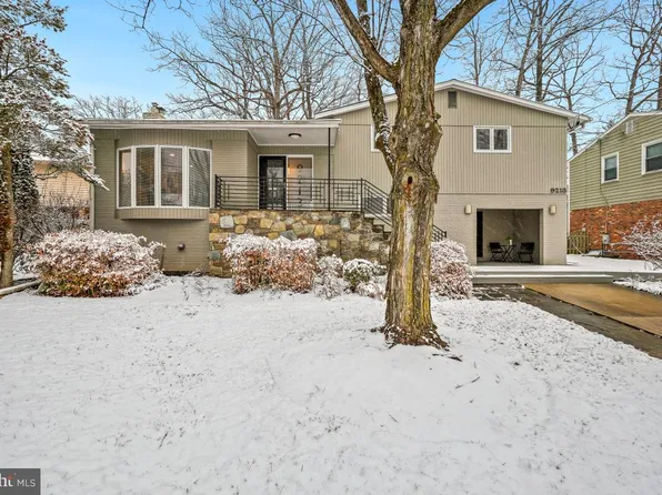 9213 Friars Rd, Bethesda, MD 20817