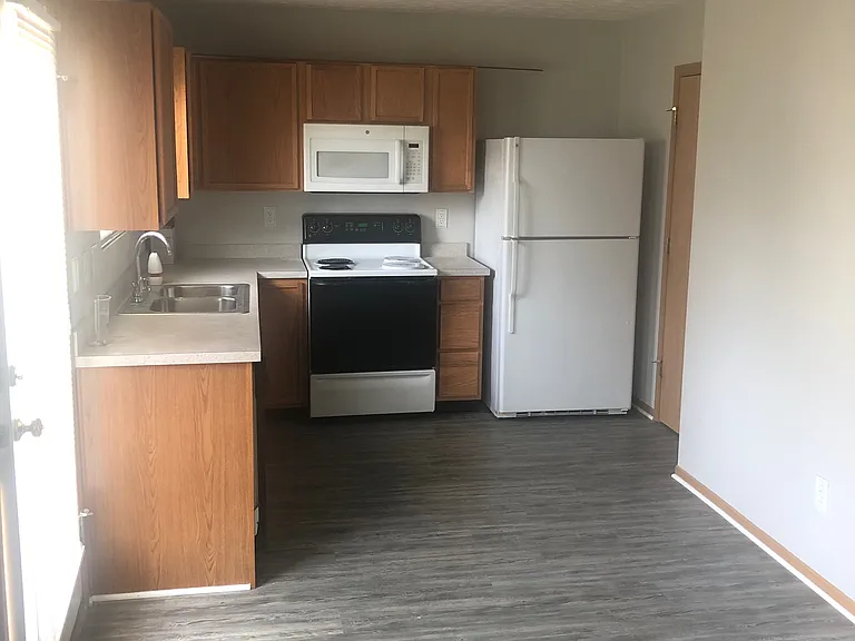 6018 Bay Harbor Dr — Photo 5