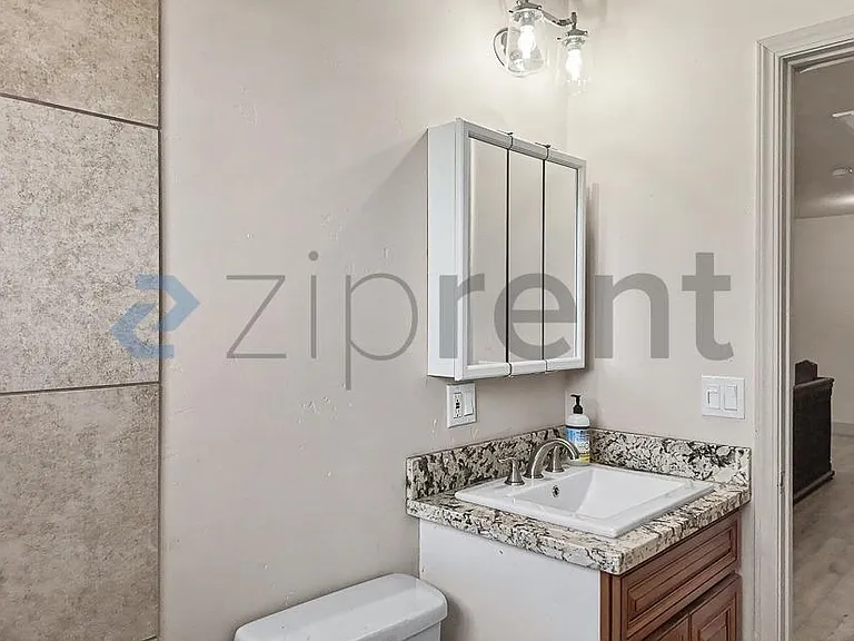 7604 28th St #MAIN HOUSE — Photo 55