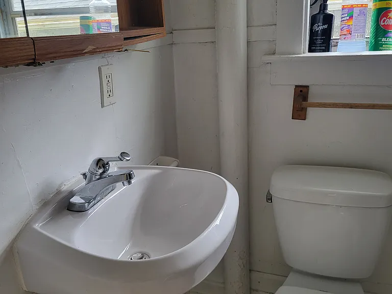 193 Beach St — Photo 14