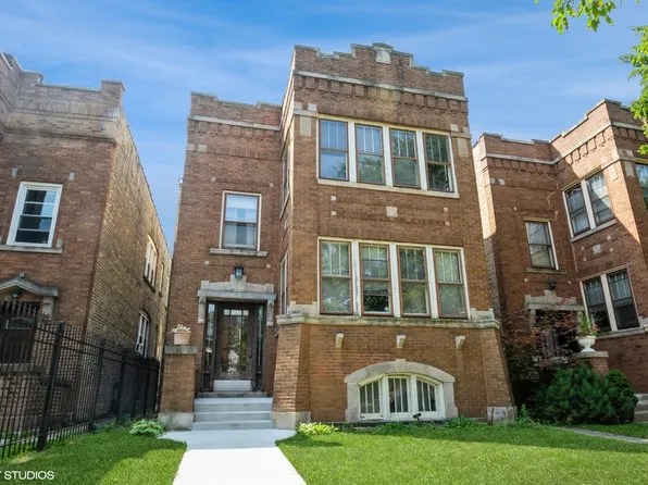 4825 W Nelson St, Chicago, IL 60641
