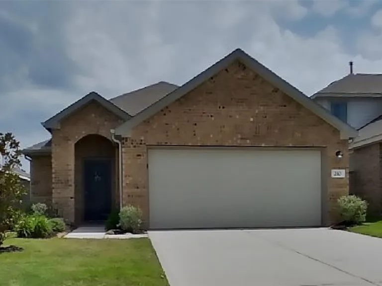 210 Pine Cavern Dr — Photo 1