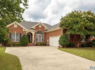 7124 Mossy Bank Trl SE, Owens Cross Roads, AL 35763