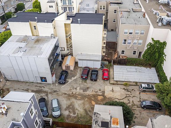 5th image of 618 Octavia St