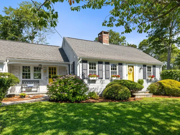 26 Captain Chase Road, South Yarmouth, MA 02664
