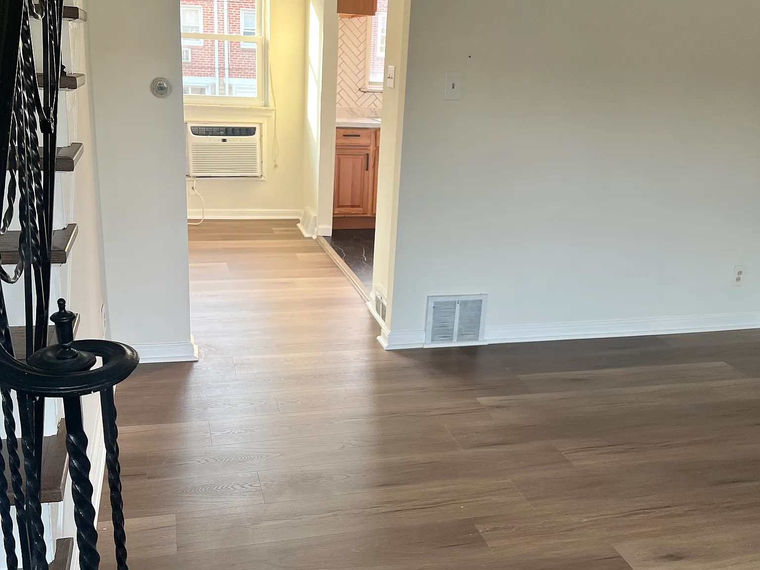 2 bed, 875 sqft, $1,800 — Photo 4
