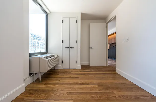 Rented by Nooklyn NYC LLC | media 123