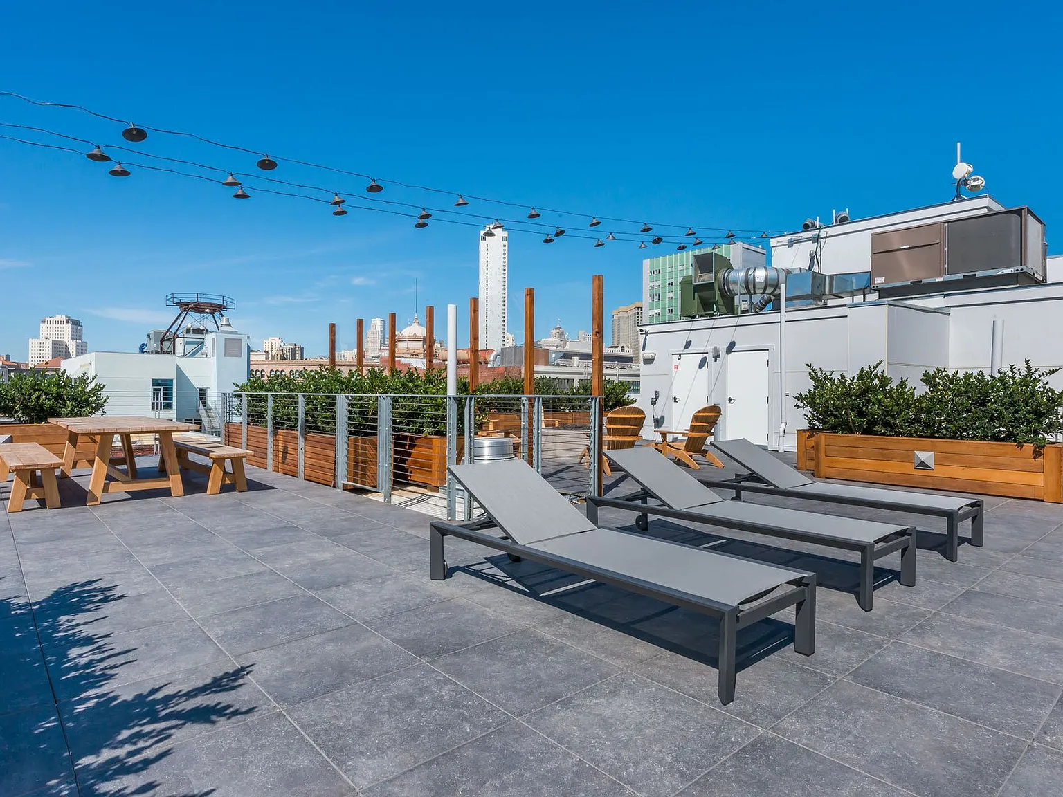 570 Jessie Street — Photo 3