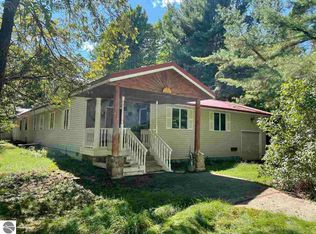 5547 Grass River Rd, Bellaire, MI 49615