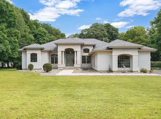 12 Rood St, Ludlow, MA 01056