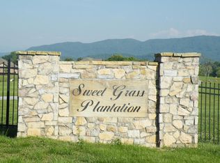 3205 Old Plantation Way, Maryville, TN 37804