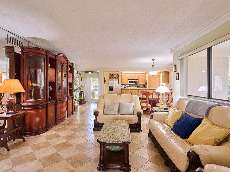 563 Brackenwood Pl — Photo 9