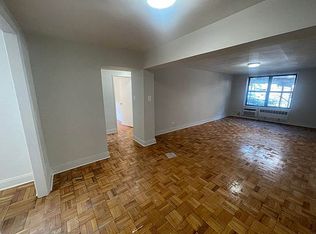 102-20 67th Dr #310, Forest Hills, NY 11375