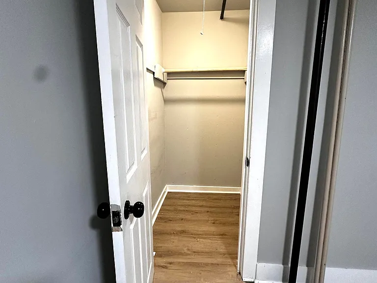 539 Pine St — Photo 18