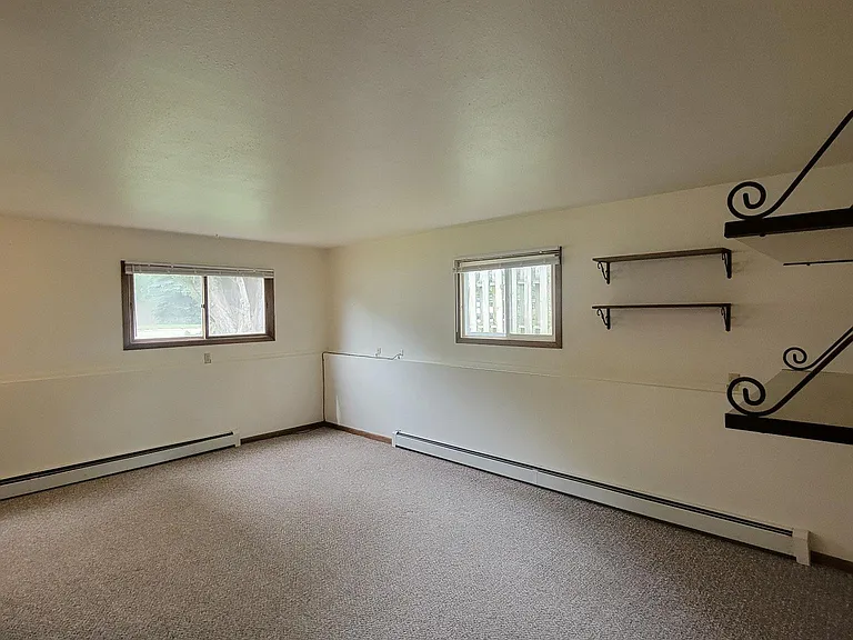 729 Halbert St #1 — Photo 2