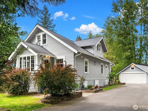 8217 Mountain Avenue SE, Snoqualmie, WA 98065