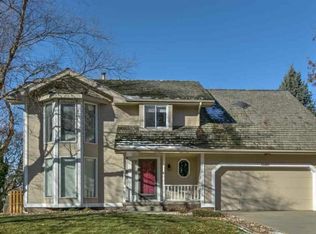 15618 Jackson Dr, Omaha, NE 68118
