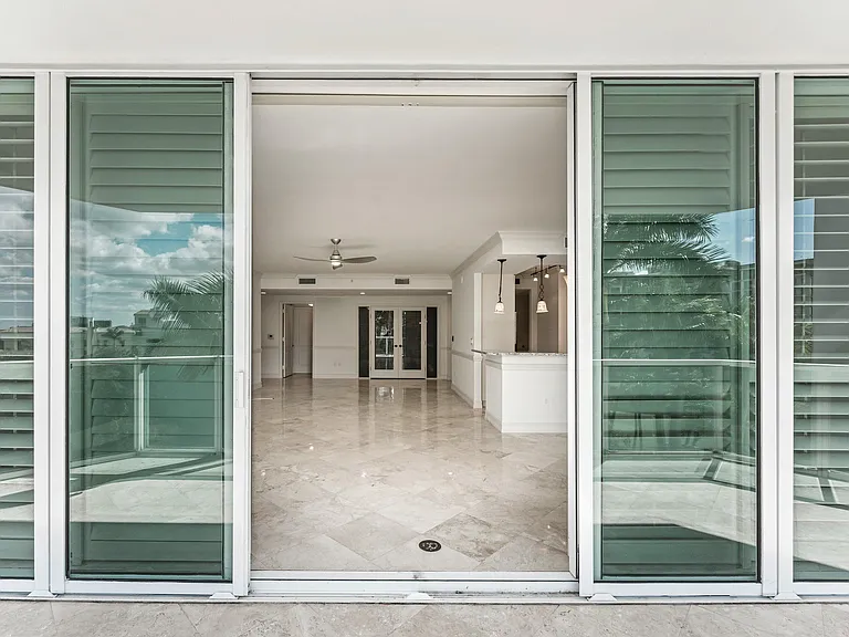 550 SE Mizner Blvd #B501 — Photo 31