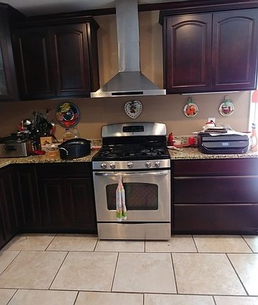 3rd image of 5638 Brookhill St