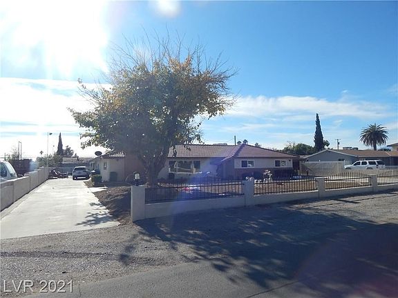 3rd image of 5027 Auborn Ave