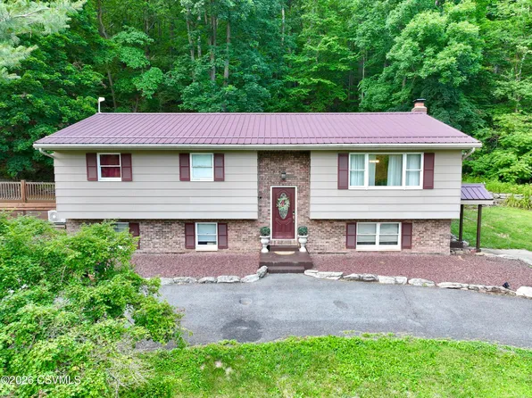 3101 Upper Rd, Shamokin, PA 17872